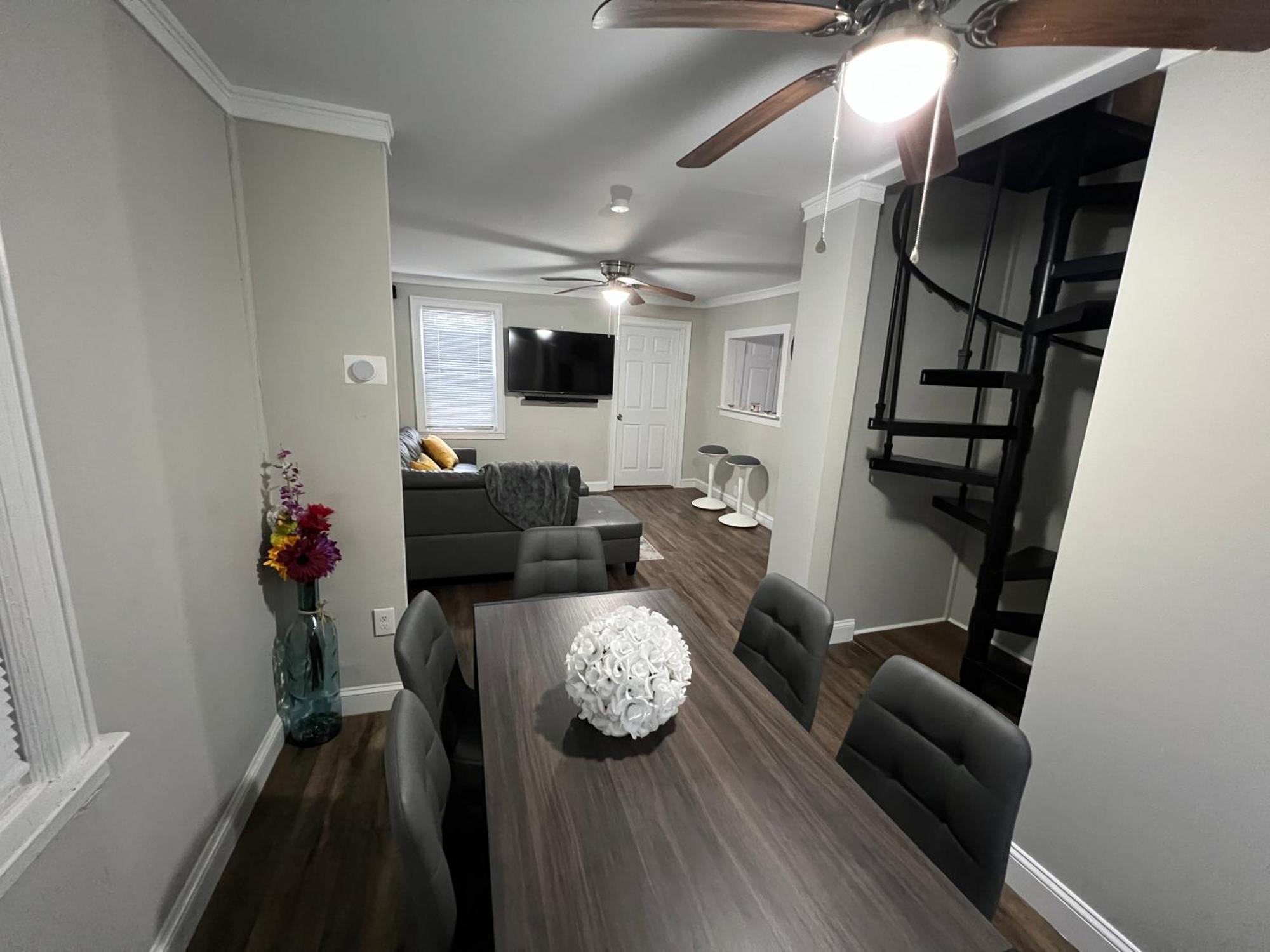 Cheerful Home With Amazing Lake View New Fairfield Bagian luar foto